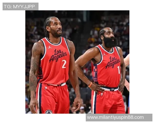 哈登感慨约翰郝即将获得硕士学位自己却未完成大学学业