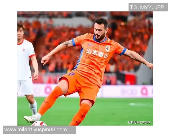 泰山队主场平局遭遇三连平球员谢场时满脸遗憾与失落