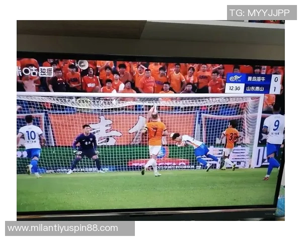 短暂休息时刻马德鲁加与克雷桑同框展现最高竞技水平