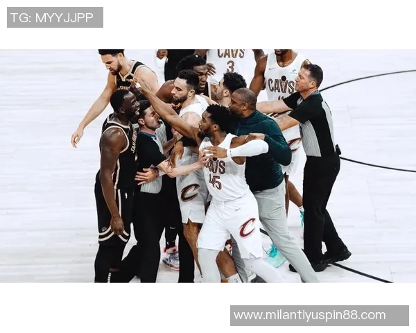 米切尔谈46分爆发背后故事被小孩垃圾话刺激重燃斗志 米切尔谈46分爆发背后故事被小孩垃圾话刺激重燃斗志