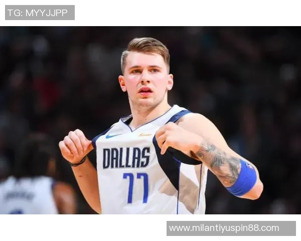 杜埃获2025环足奖最佳新秀荣誉击败多名强劲对手展现实力 杜埃获2025环足奖最佳新秀荣誉击败多名强劲对手展现实力